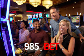 Descubra o Mundo do Cassino Online com 985 Bet